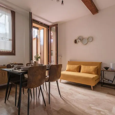 Casa San Carlo By Апартаменты Болонья