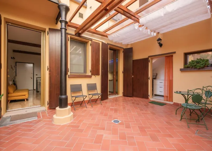 Casa San Carlo By * بولونيا