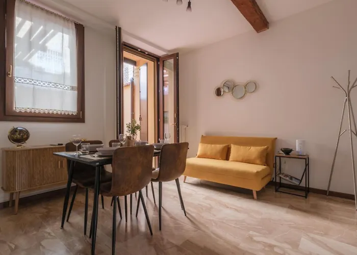 Casa San Carlo By Lägenhet Bologna