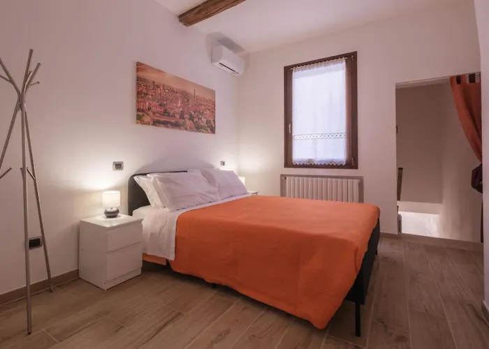 Casa San Carlo By شقة